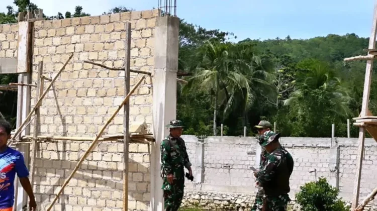 Dandim 1503/Tual Tinjau Pembangunan KDKMP di Wilayah Kei Besar