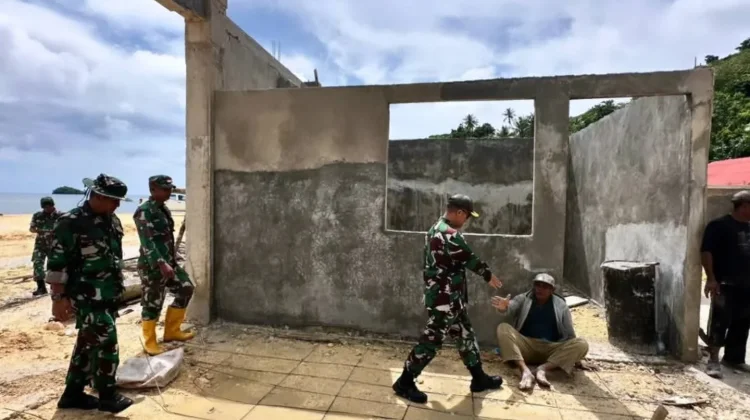 Dandim 1503/Tual Tinjau Pembangunan KDKMP di Wilayah Kei Besar