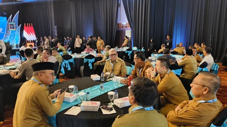 Perkuat Sinergi Daerah, Bupati Malra Hadiri Forum Forkopimda Regional di Lombok