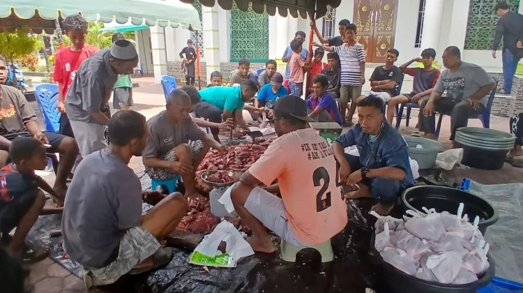 Penyaluran Hewan Qurban di Masjid Miftahul Jannah BTN Inda