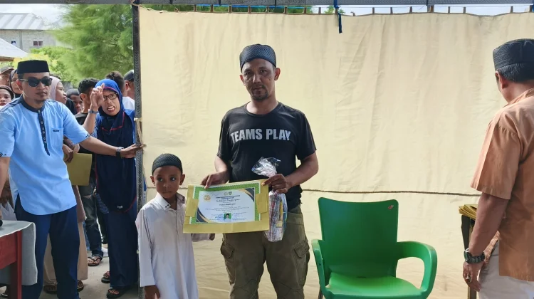DKM Darul Islam Tanah Putih Bekerjasma dengan Dinkes Tual Lakukan Khitan Massal