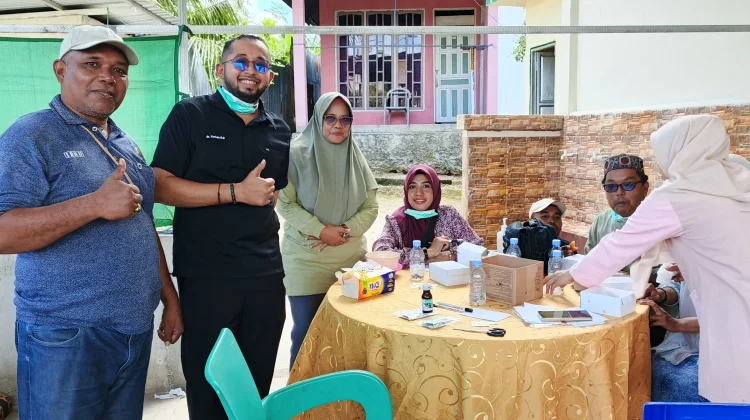 DKM Darul Islam Tanah Putih Bekerjasma dengan Dinkes Tual Lakukan Khitan Massal