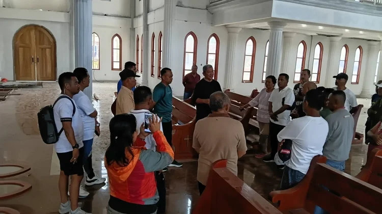Bupati Thaher Tinjau Pembangunan Gereja Katolik Santa Maria Imaculata Kolser