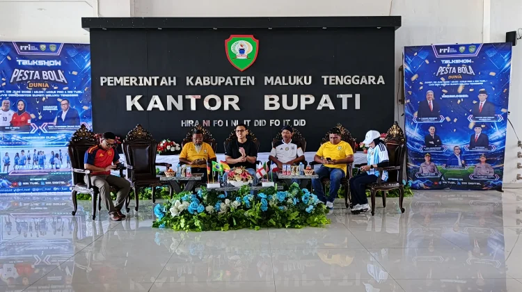 RRI Tual Selenggarakan Talkshow Pesta Bola di Aula Gedung Kantor Bupati Malra