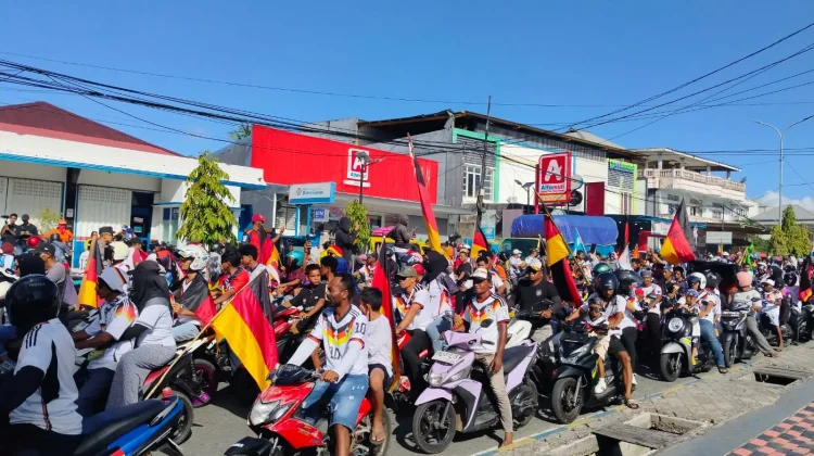 Semangat Piala Dunia Satukan Warga Kei dalam Konvoi Perdamaian