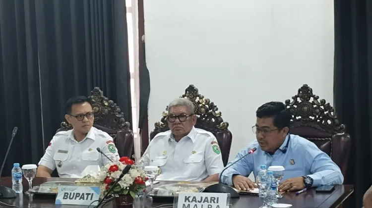 Pemkab Malra dan Kejari Tanda Tangani MoU Penanganan Masalah Hukum Perdata dan TUN