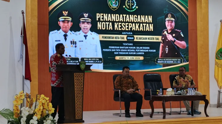 Pemkot Tual tandatangani MoU dengan Kejaksaan Negeri Tual