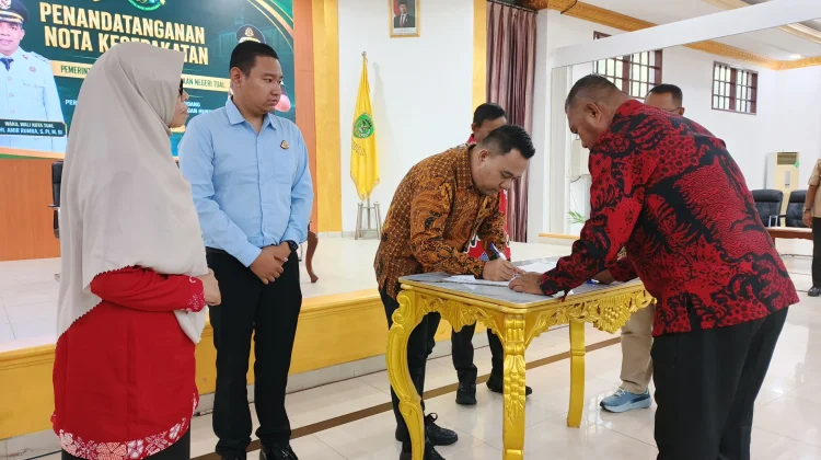 Pemkot Tual tandatangani MoU dengan Kejaksaan Negeri Tual