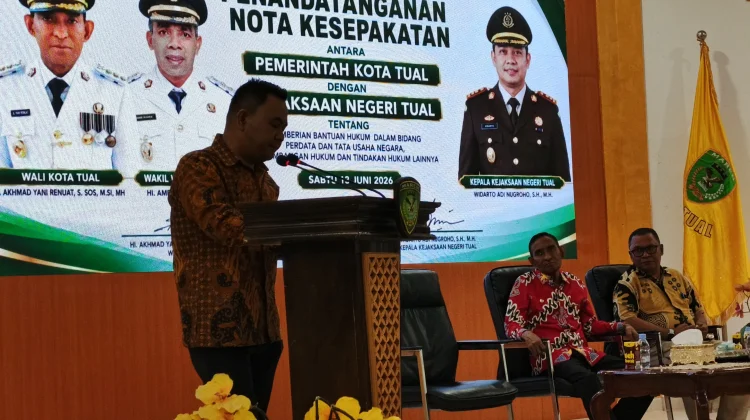 Pemkot Tual tandatangani MoU dengan Kejaksaan Negeri Tual