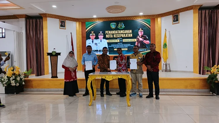 Pemkot Tual tandatangani MoU dengan Kejaksaan Negeri Tual