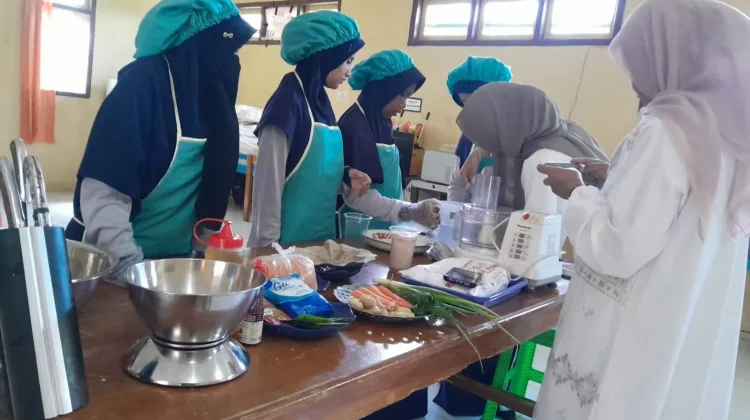 SMP Madani Tual Kembang Potensi Siswa di Bidang Kuliner