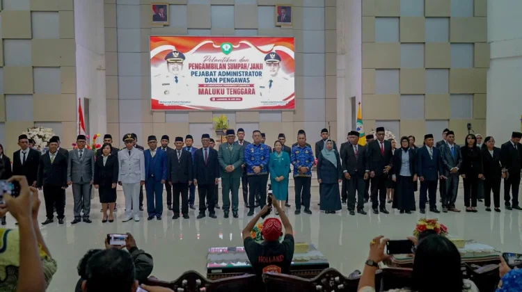 Pelantikan Pejabat Administrator dan Pengawas Perkuat Kinerja Birokrasi