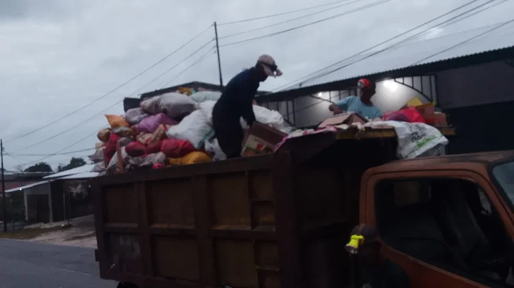 DLHK memastikan Tual Tetap Bersih dan Nyaman