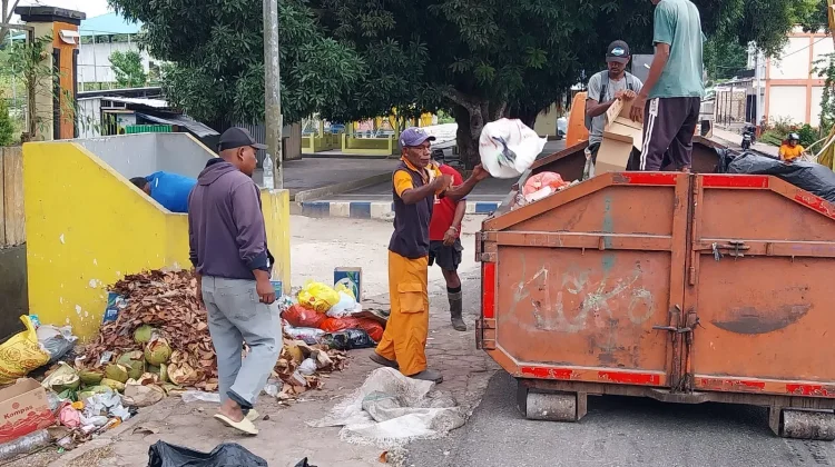 DLHK memastikan Tual Tetap Bersih dan Nyaman