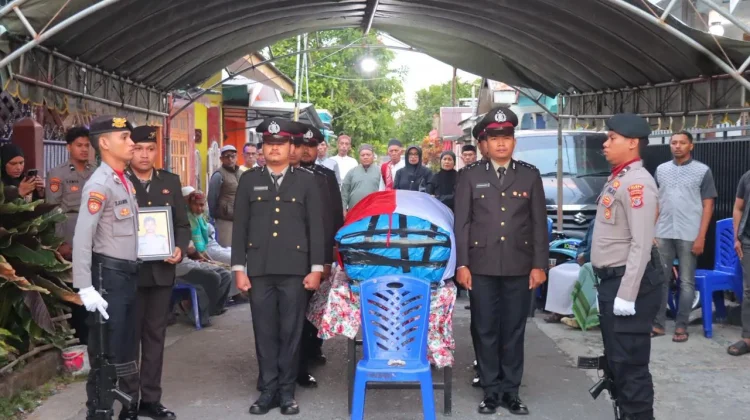Jenazah Briptu Risyhant Putra P. Tutupoho Diterbangkan ke Ambon