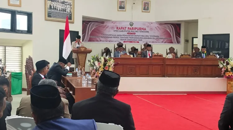 Pemkab Malra Sampaikan Ranperda Pertanggungjawaban APBD 2025 ke DPRD