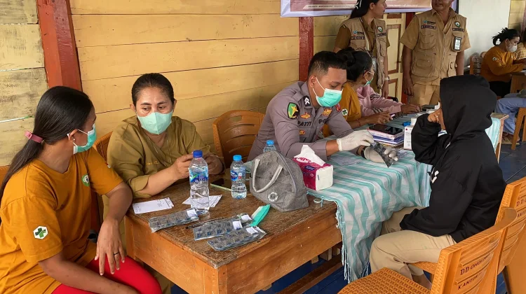 Polres Malra Gelar Bakti Kesehatan di Danar Ternate dan Maar