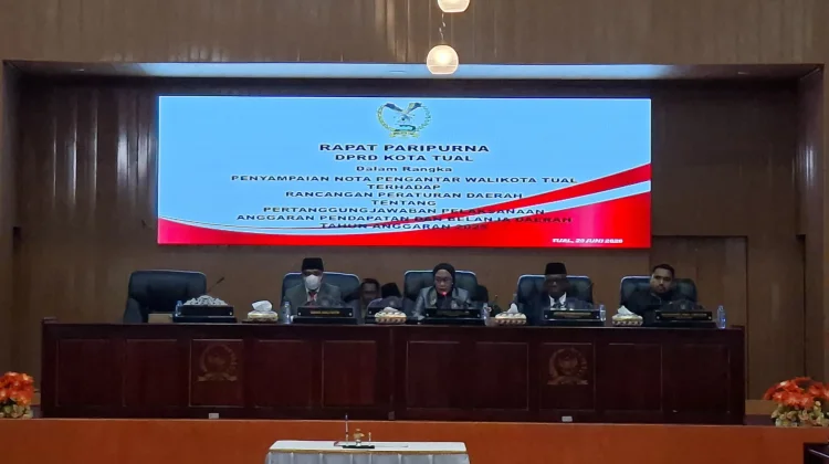 Wakil Walikota Tual Sampaikan Nota Pengantar Terhadap Rancana Peraturan Daerah