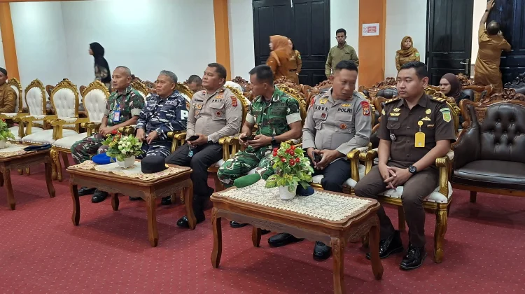 Wakil Walikota Tual Sampaikan Nota Pengantar Terhadap Rancana Peraturan Daerah