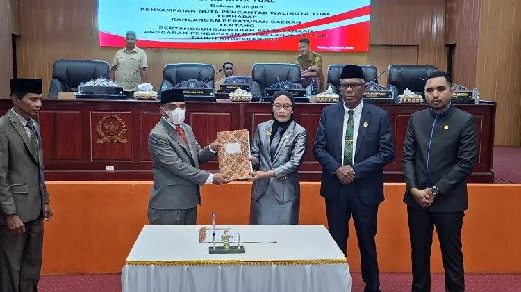 Wakil Walikota Tual Sampaikan Nota Pengantar Terhadap Rancana Peraturan Daerah