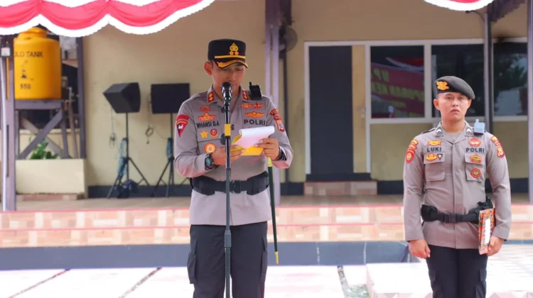 60 Personil Polres Tual dan Brimob Naik Pangkat