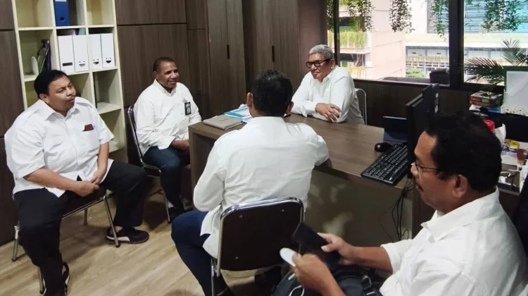 Bupati Malra Bahas Program Strategis dengan Dirjen SDA