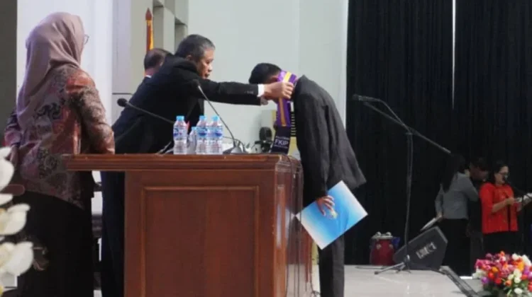 Pengukuhan Lulusan RPL Tandai Peningkatan Kualitas SDM Pendidikan di Malra