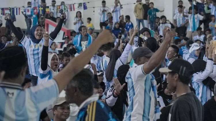 Nobar Argentina vs Swiss Jadi Ajang Kebersamaan Warga Malra dan Tual