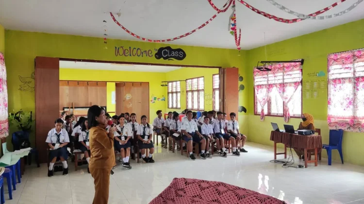 Edukasi Dini Tertib Administrasi Kependudukan Bagi Peserta Didik