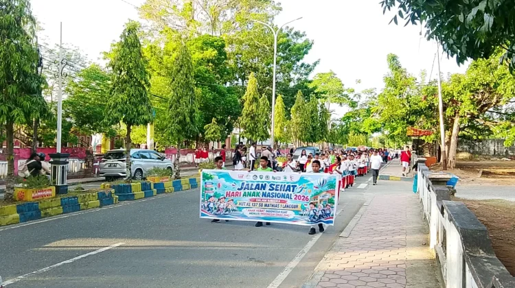 Jalan Sehat Awali Rangkaian HUT ke-137 SD Mathias I Langgur