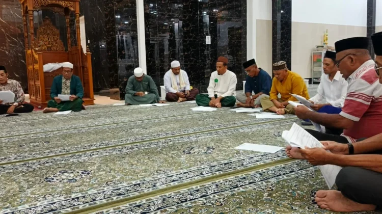 DKM Masjid Agung Raudah Doa dan Dzikir untuk Keberkahan Bupati Maluku Tenggara
