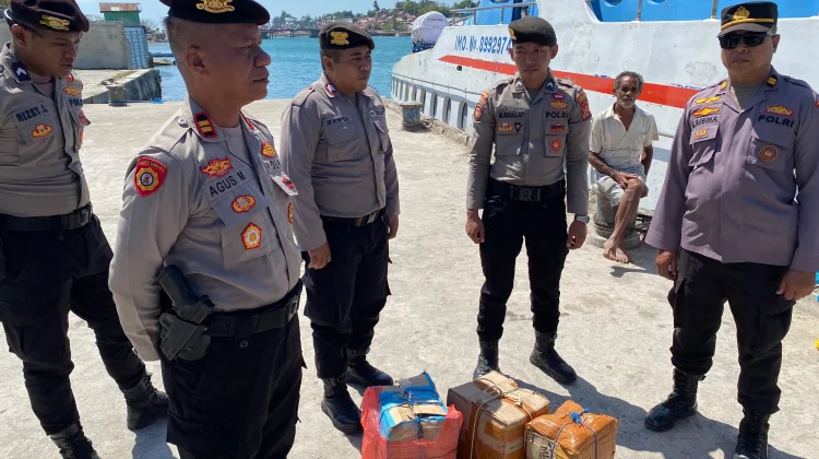 Operasi Antik Salawaku Polres Malra Amankan 45 Liter Sopi