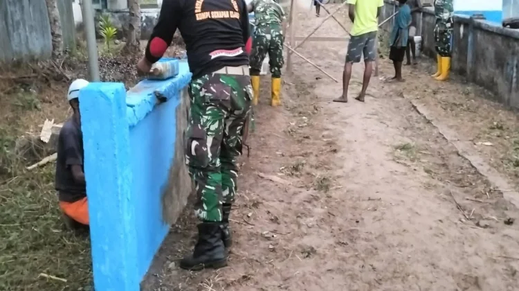 Koramil 1503-04/Jerol Hadir di tengah Masyarakat, Bangun Desa lewat Jumat Bersih