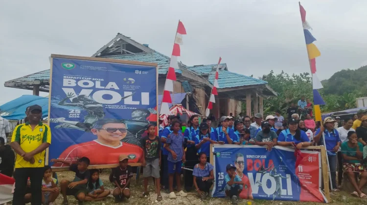 Hadiri Laga Voli di Weduar, Bupati Malra Serukan Sportivitas