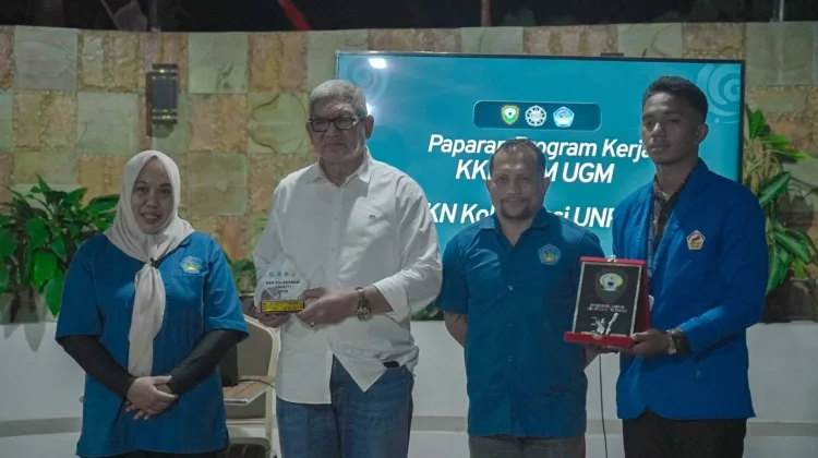 Silaturahmi Bupati Malra Bersama Mahasiswa KKN UGM dan Unpatti