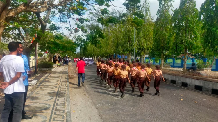 Dua Belas Regu Terdepan Lomba Gerak Jalan Tingkat SMP/MTs HUT RI 2026 Malra