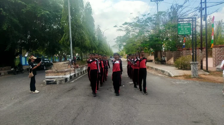 Dua Belas Regu Terdepan Lomba Gerak Jalan Tingkat SMP/MTs HUT RI 2026 Malra