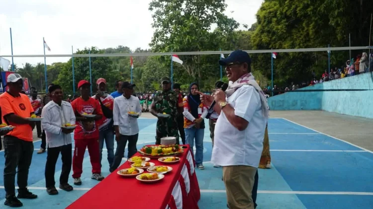 Bupati Hadiri Final Turnamen Voli Antar Ohoi di Kei Besar Selatan Barat