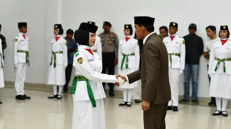 33 Pelajar Kota Tual Dikukuhkan sebagai Paskibraka