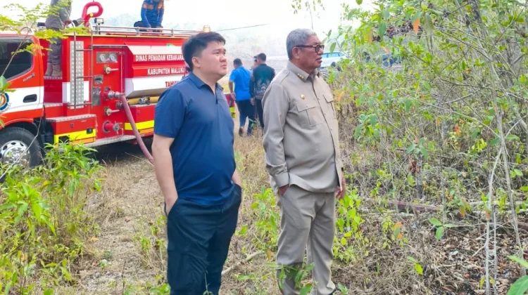 Bupati Malra Gerak Cepat Tangani Kebakaran di Dua Titik Langgur