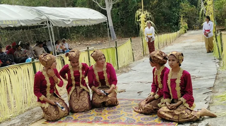 Ziarah Nen Ditsakmas, Menghidupkan Kembali Nilai Larvul Ngabal