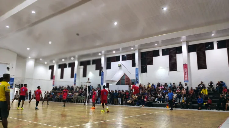 Tim Lapas Unggul 2 Set Penuh atas Rumpun 3