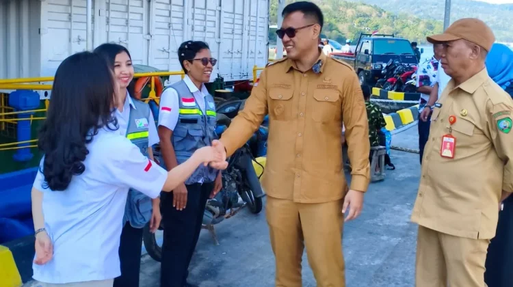 Rumah Sakit Kapal Nusa Waluya II Buka Layanan Gratis di Elat