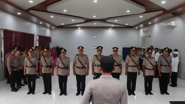 Kapolres Tual Lantik dan Kukuhkan Pejabat Baru