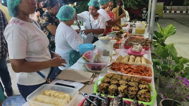 Pasar Malam Teras Dekranasda Toma Kuliner Evav Resmi Dibuka