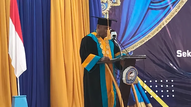 Jebolan STKIP Persada Evav Tual, Harus Menjadi Guru Bermartabat