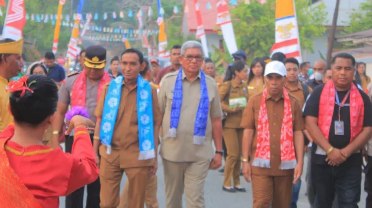 Berita Foto - Wali Kota Tual Hadiri Prosesi Buka Sasi di Ohoi Taar ...