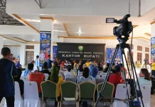 RRI Tual Selenggarakan Talkshow Pesta Bola di Aula Gedung Kantor Bupati Malra