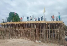 Karya Bakti Babinsa Wujudkan Kepedulian terhadap Pembangunan Rumah Ibadah