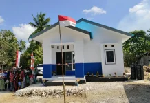Bupati Thaher Serahkan Kunci Rumah bagi Korban Bencana dan RTLH